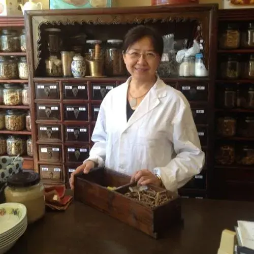 Yikun Zhang, TCM Practitioner practicing in Victoria, BC