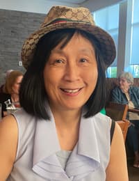 Mindy Lee