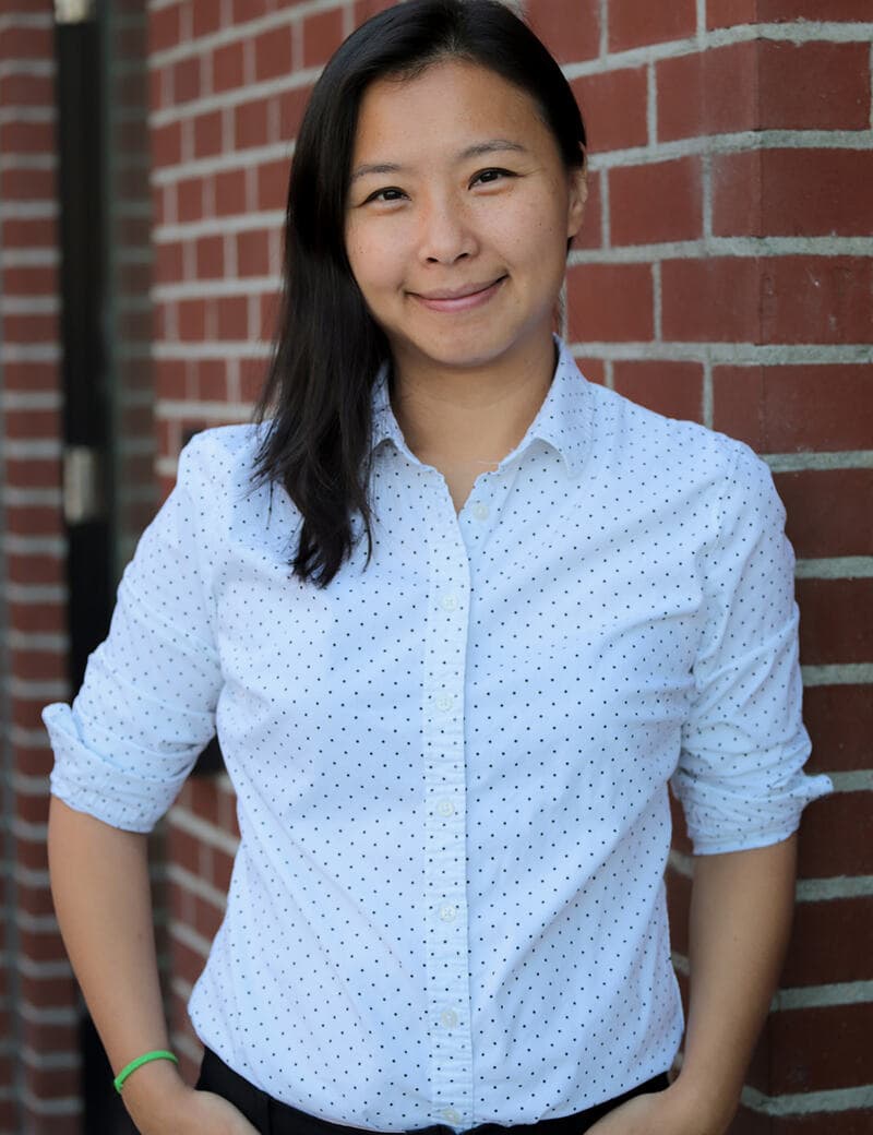 Yin wei McIndoe ( Vivi Wu), TCM Practitioner practicing in Kelowna, BC